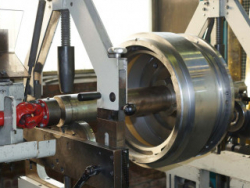 Balancing of a high-precision bearing body